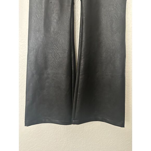 Spanx Leather Like Flare in Black Faux Pull On Pants Large - Picture 4 of 7